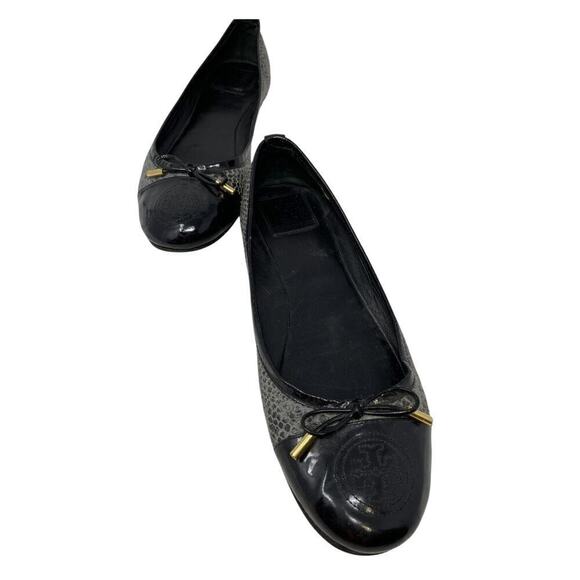 Tory Burch Work Size 9.5 Verbena Gray Black Snake Print Patent Leather Flats - Picture 1 of 9